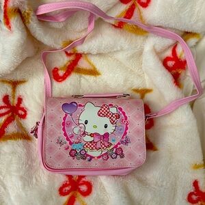 This is great 😊 for HK lovers 🥰❤️